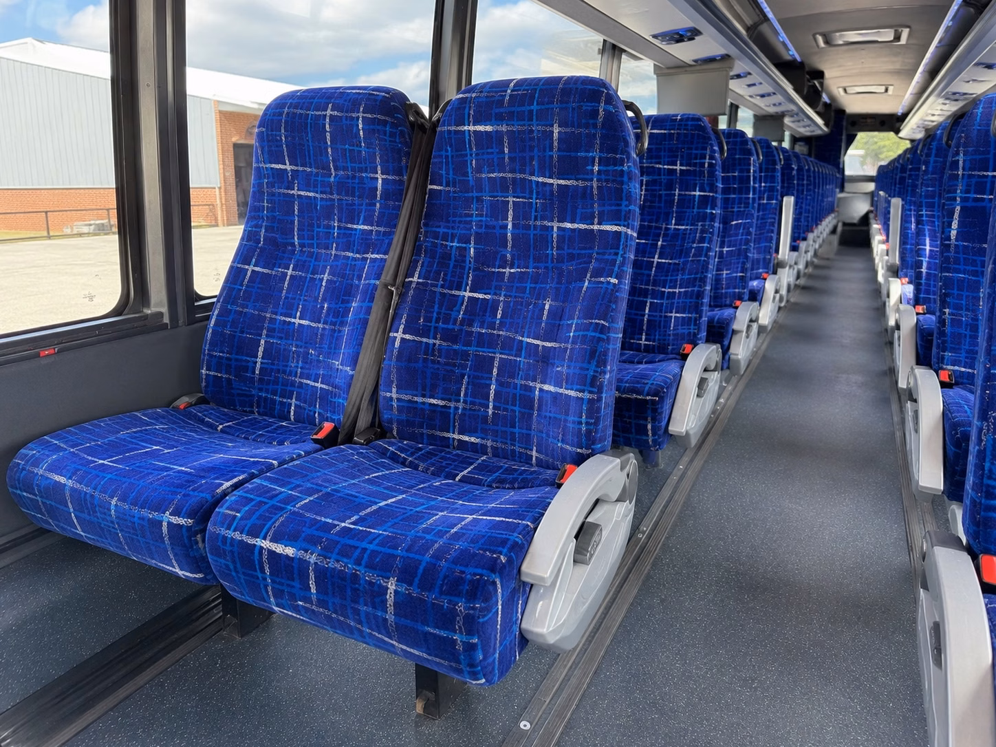 charter buses to dodger stadium and sofi stadium from el monte