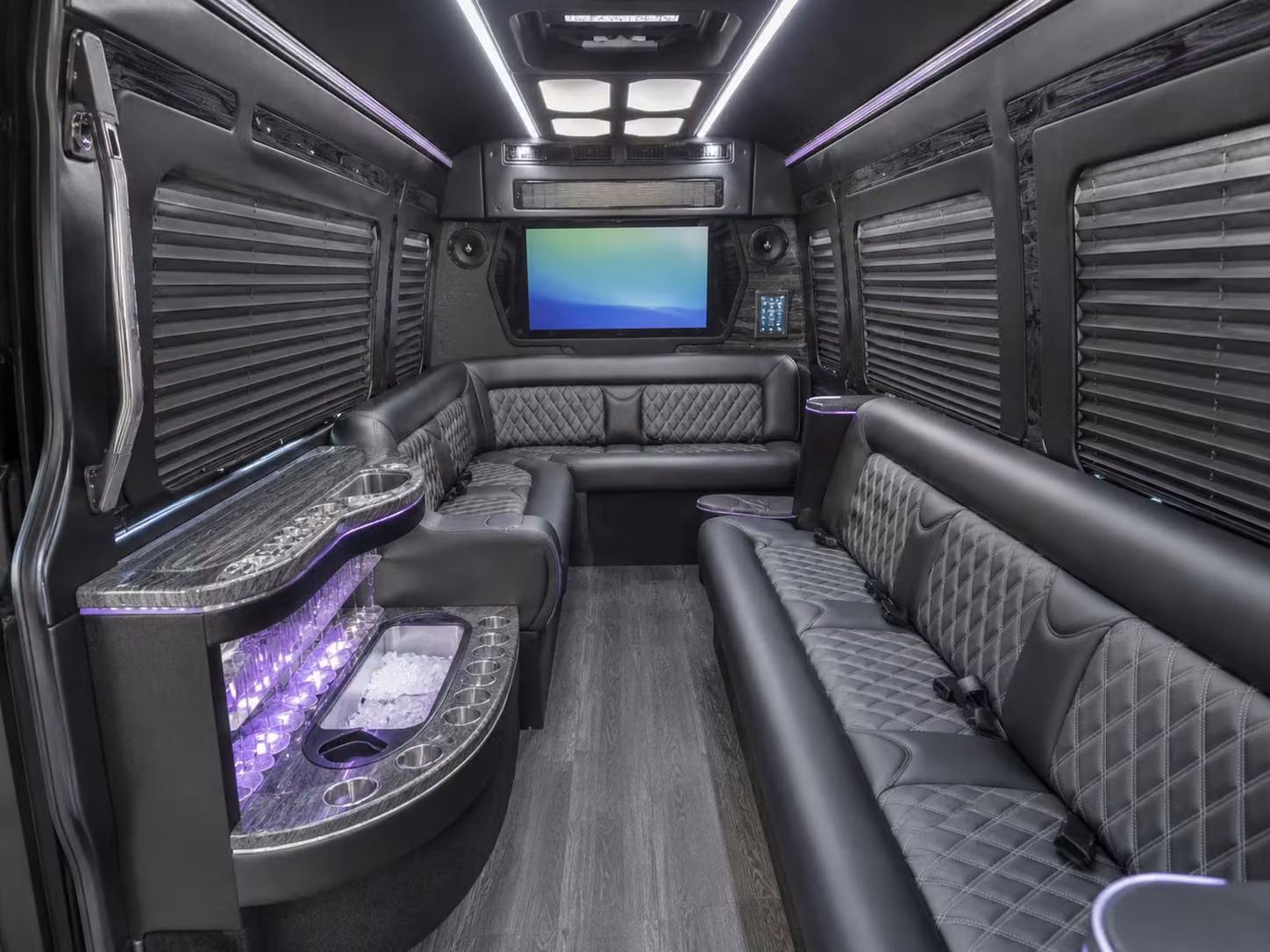 charterbusrentalelmonteca com makes airport transfers and off site event shuttles effortless for el monte employers