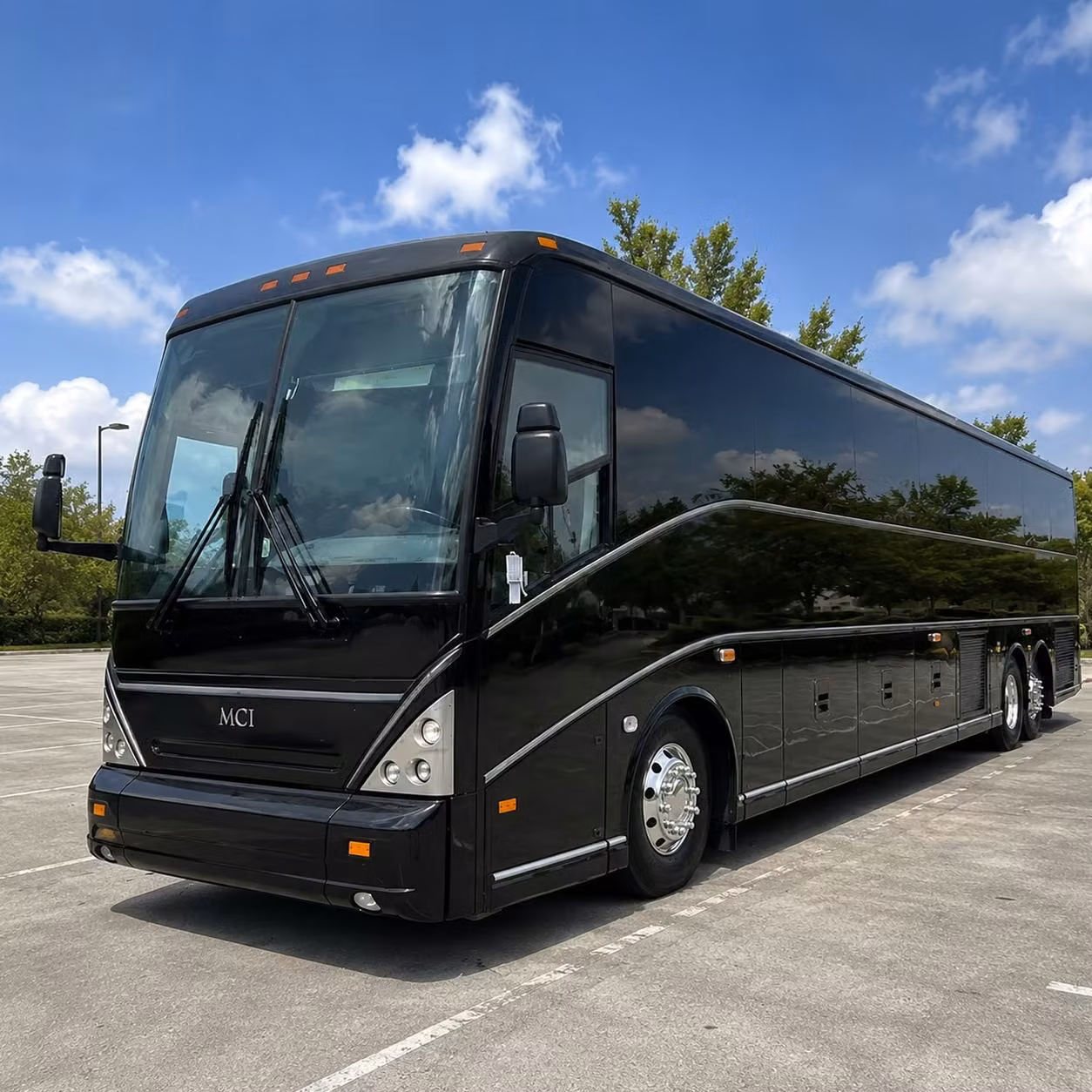 construction crew shuttles and worksite transportation in el monte