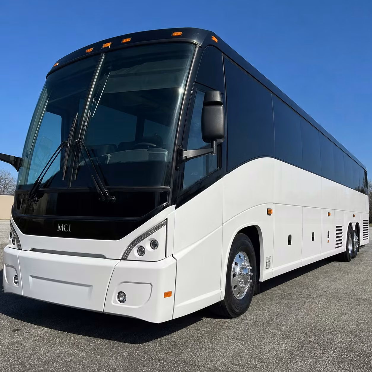 corporate groups and business travelers love el monte airport shuttle service
