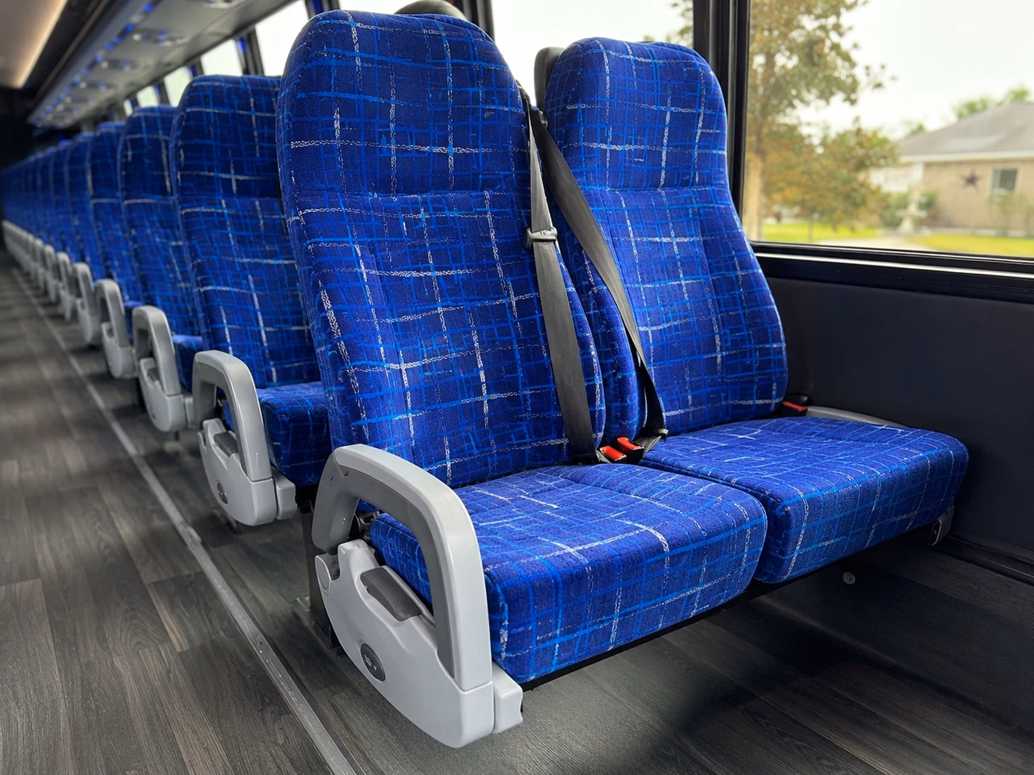 el monte charter bus interior